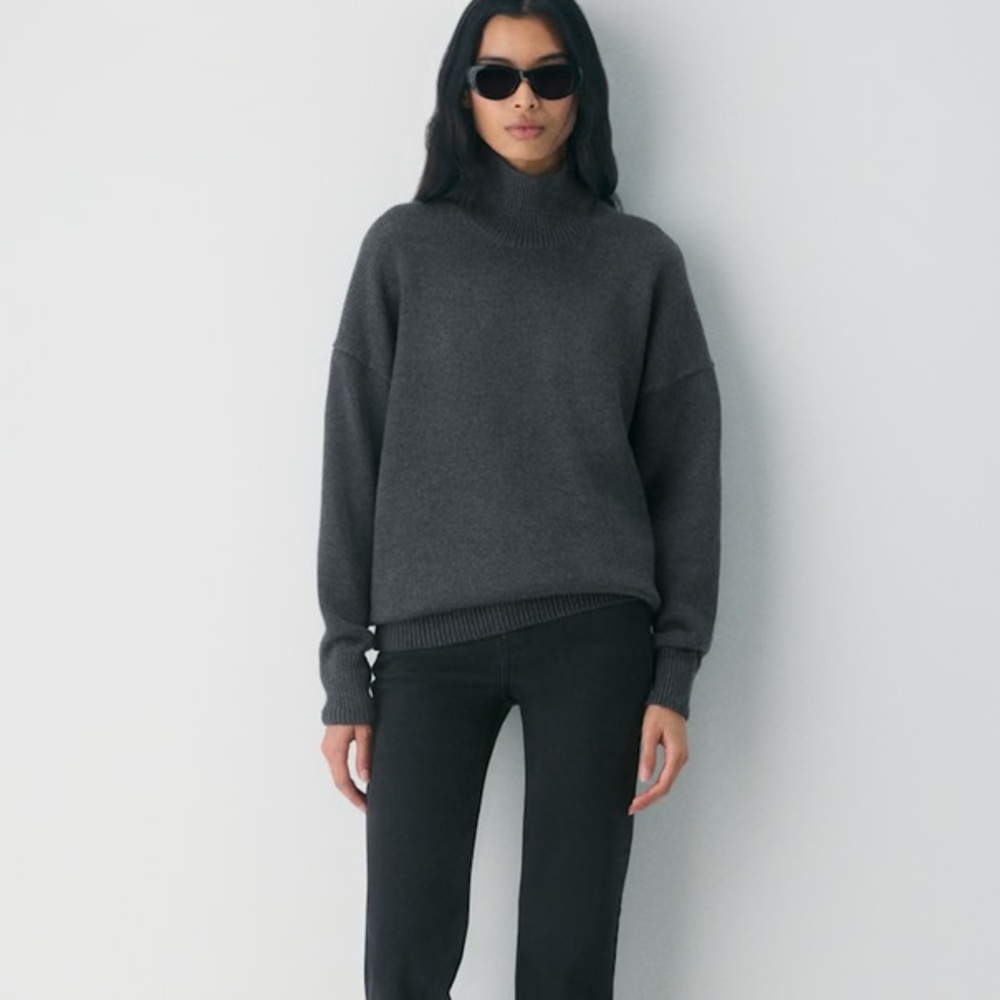 Aritzia Wilfred Chunky Merino Wool Turtleneck Sweater size XS charcoal grey